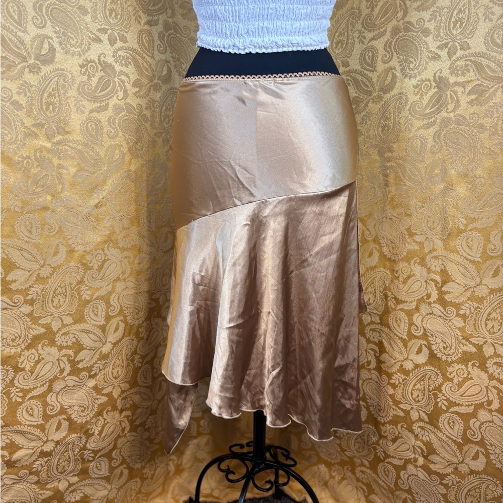 ✨Vintage Y2K Boho Gold Satin Asymmetrical Midi Skirt✨ - Picture 4 of 7